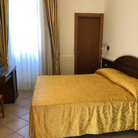 Hotel Zodiaco بولسينا المظهر الخارجي الصورة