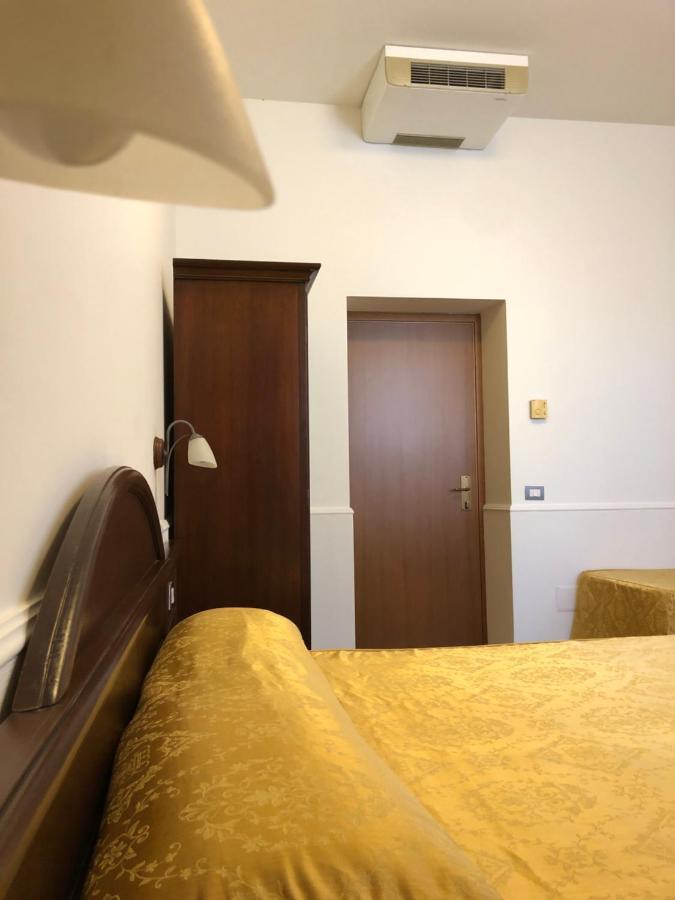 Hotel Zodiaco بولسينا المظهر الخارجي الصورة